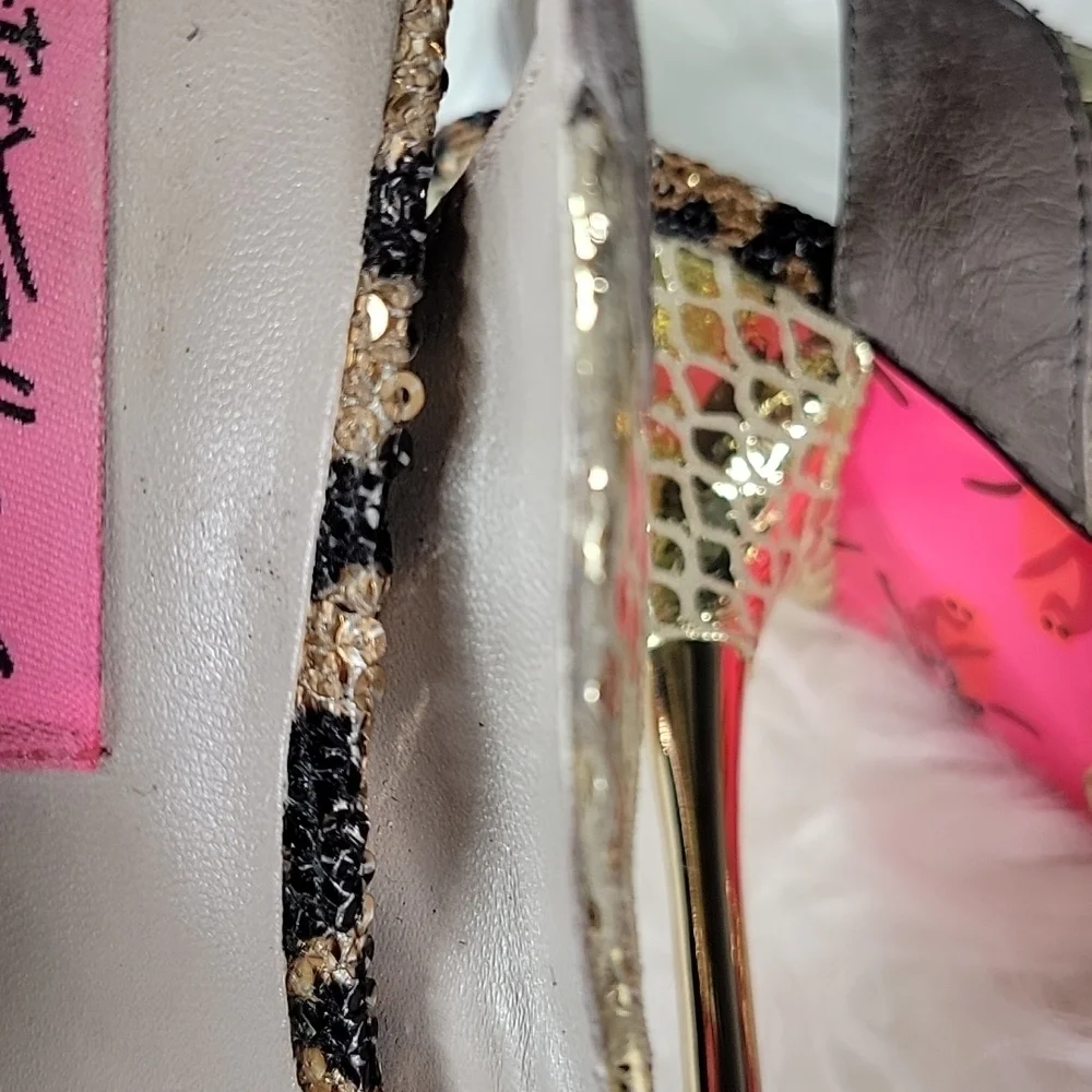 BETSEY JOHNSON Twanty‎ Slingback Pumps Size 6.5